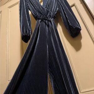 Elegant Velvet Jumpsuit in deep teal